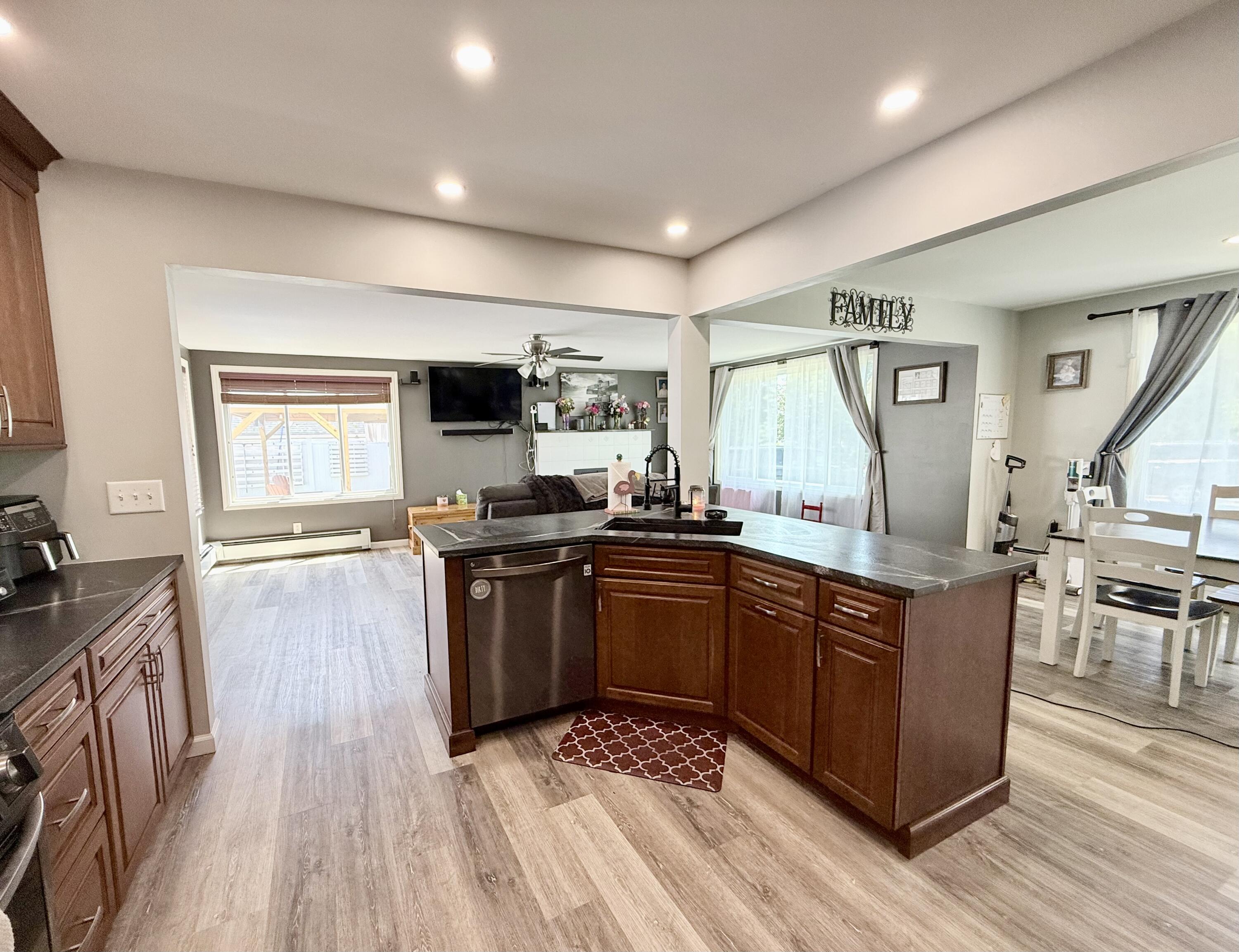 12 Mason Street Peru NY 12972