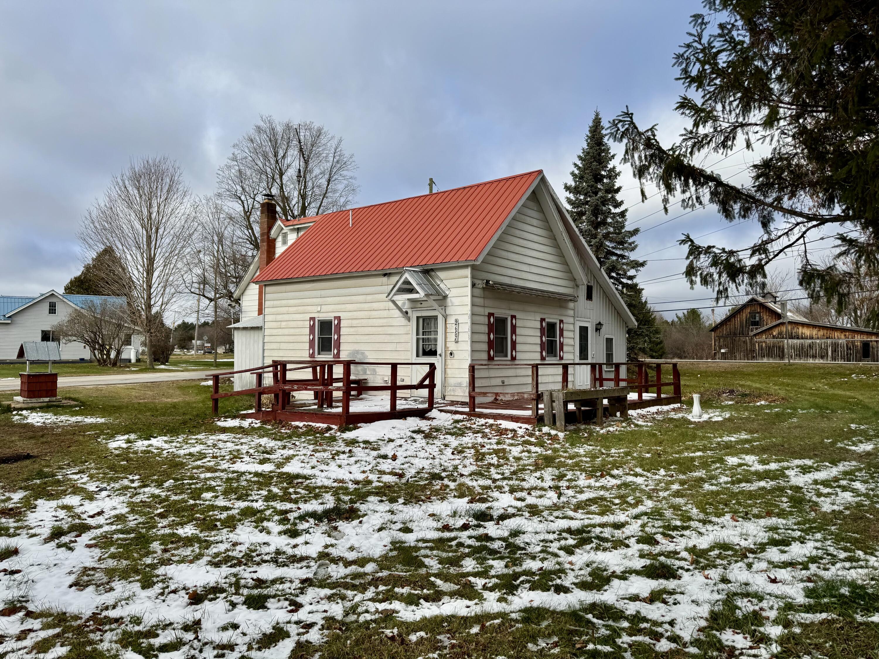 2657 Route 11 Mooers NY 12958