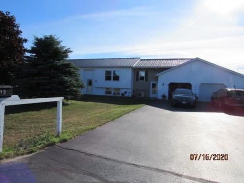 419 Selkirk Road Burke NY 12917