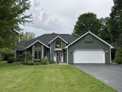 13 Pine Ridge Drive Morrisonville NY 12962