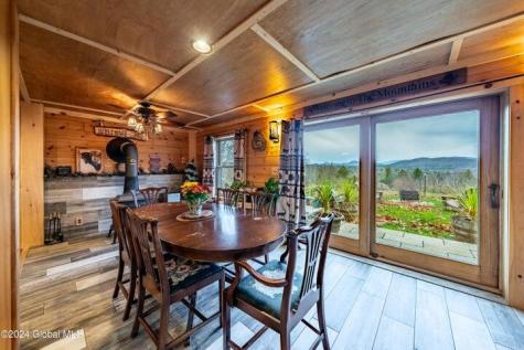 11 Maggie Dudley Road Crown Point NY 12928