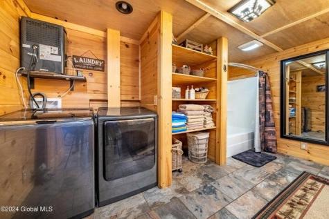 11 Maggie Dudley Road Crown Point NY 12928