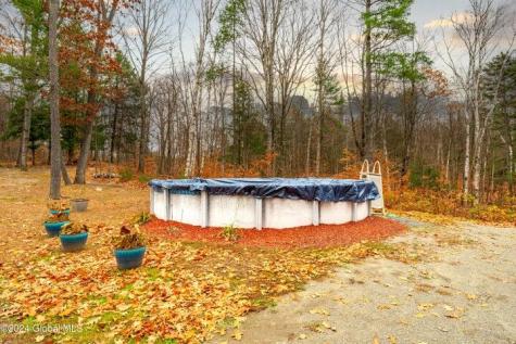 11 Maggie Dudley Road Crown Point NY 12928