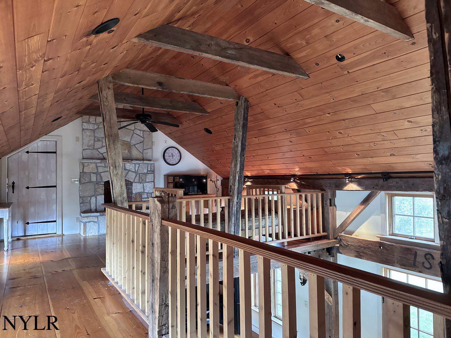 118 Middle Road Essex NY 12936