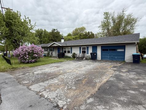 26 Mohican Lane Plattsburgh NY 12901