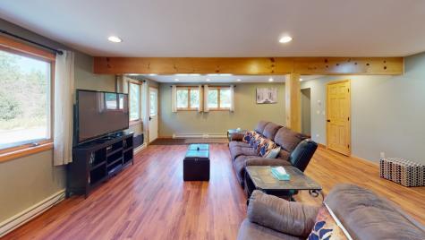 8 Evans Lane Lake Placid NY 12946
