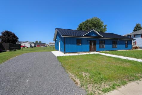 28 Delaware Street Rouses Point NY 12979