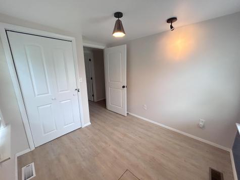 3252 U.s. 9 Peru NY 12972