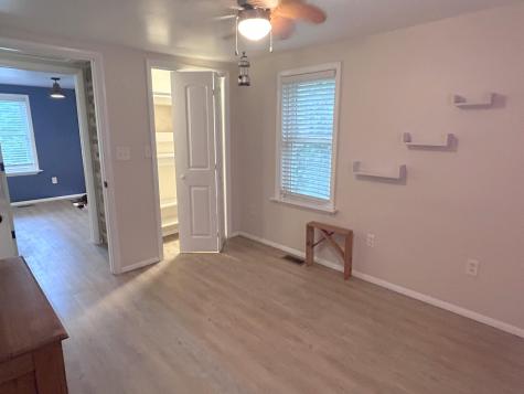 3252 U.s. 9 Peru NY 12972