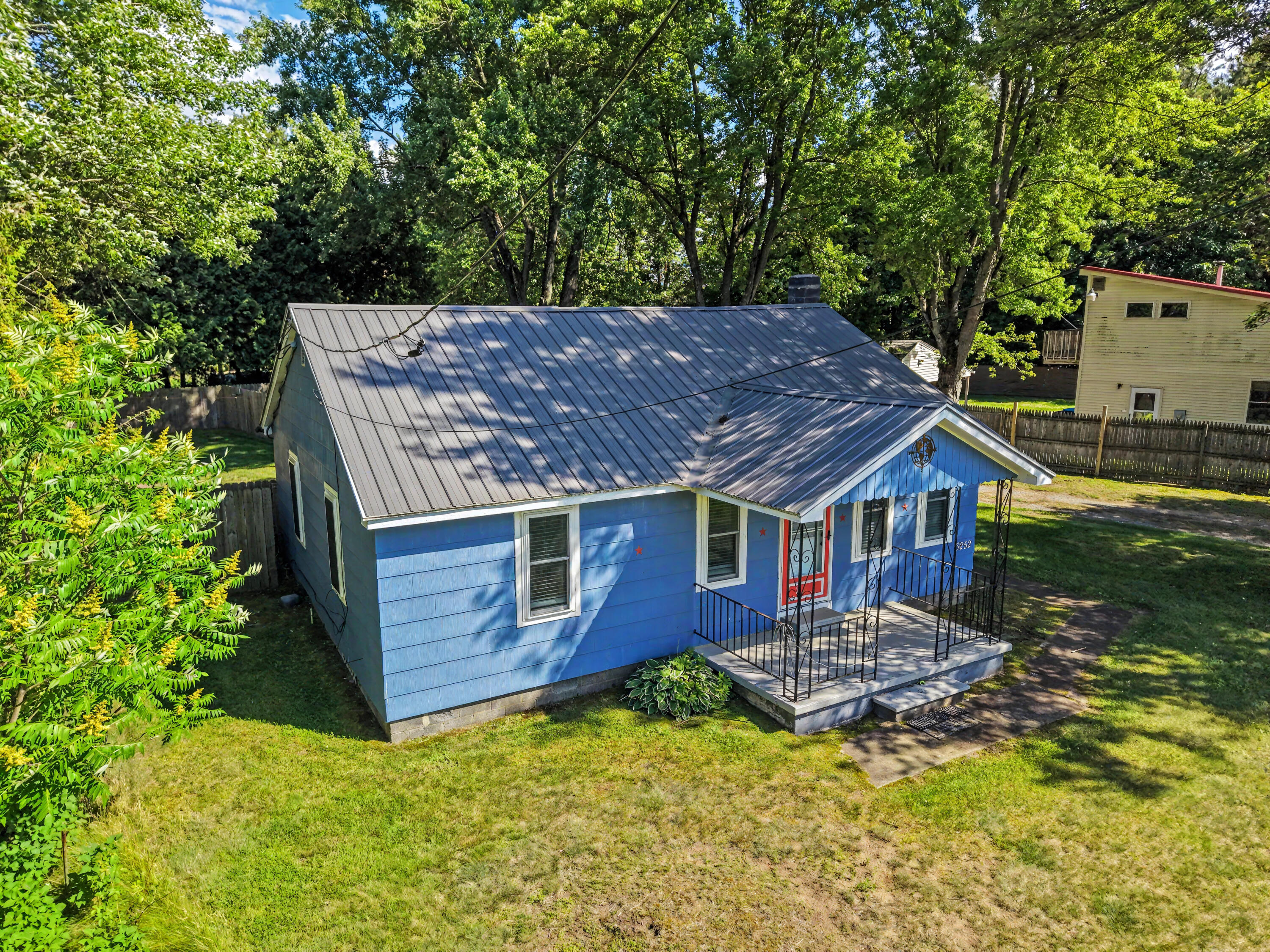 3252 U.s. 9 Peru NY 12972