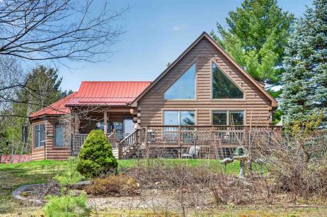 19 Huntington Avenue Morrisonville NY 12962