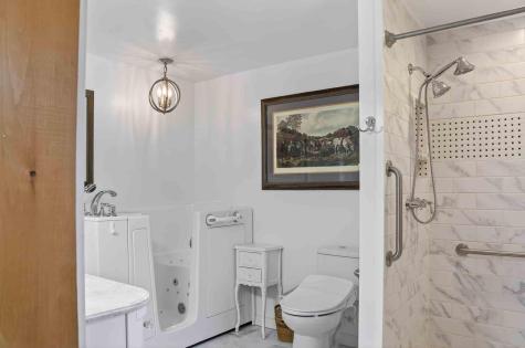 19 Huntington Avenue Morrisonville NY 12962