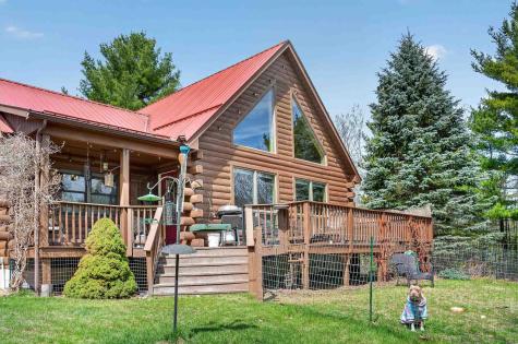 19 Huntington Avenue Morrisonville NY 12962