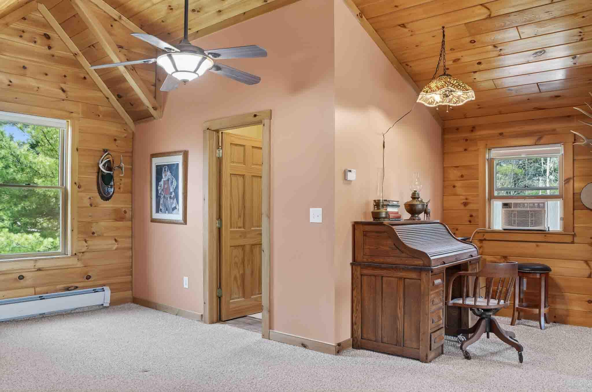 19 Huntington Avenue Morrisonville NY 12962