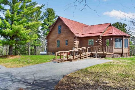 19 Huntington Avenue Morrisonville NY 12962
