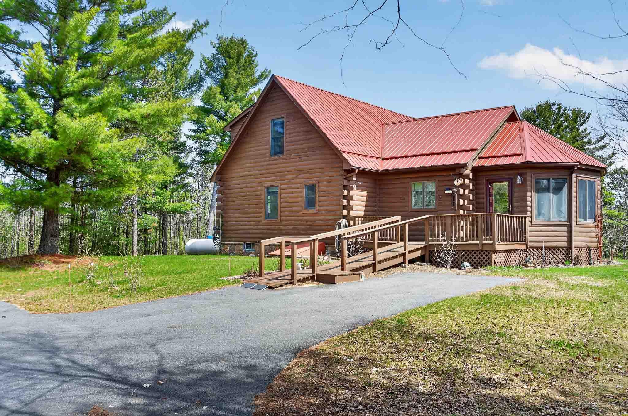 19 Huntington Avenue Morrisonville NY 12962
