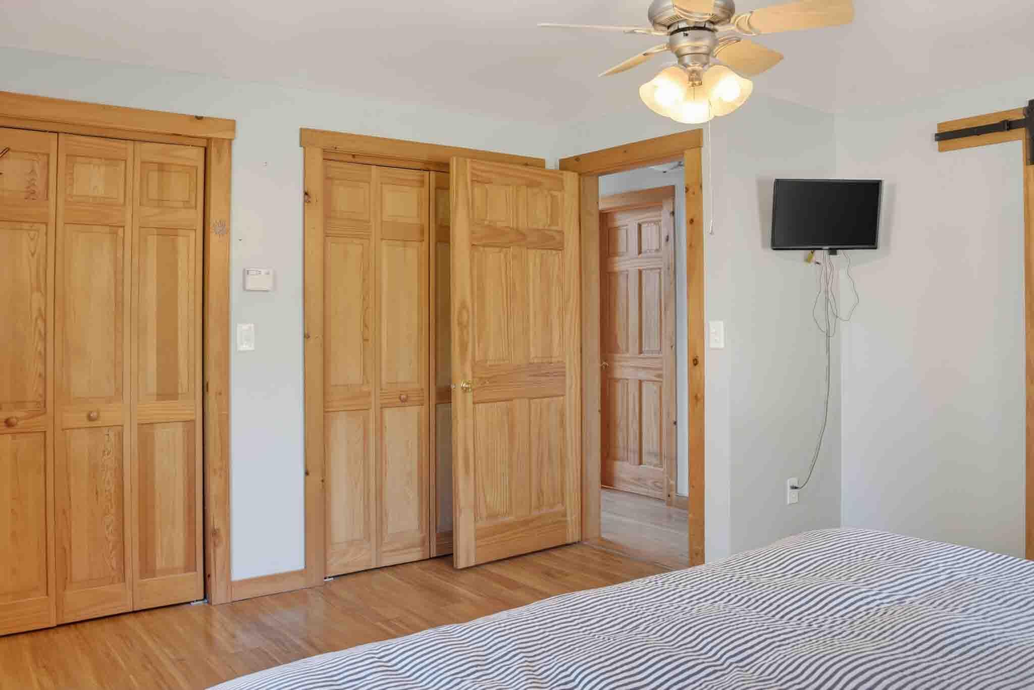 19 Huntington Avenue Morrisonville NY 12962