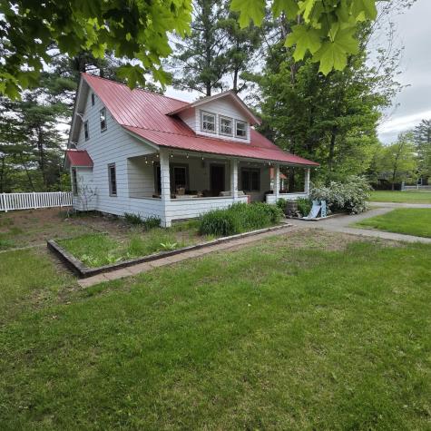15 Park Street Elizabethtown NY 12932