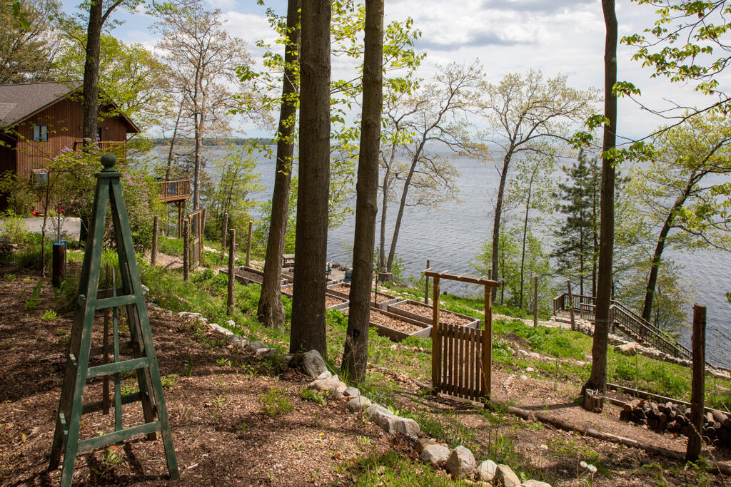 24 Gilbert Cameron Lane Keeseville NY 12944
