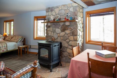 24 Gilbert Cameron Lane Keeseville NY 12944