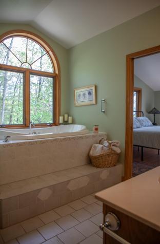 24 Gilbert Cameron Lane Keeseville NY 12944