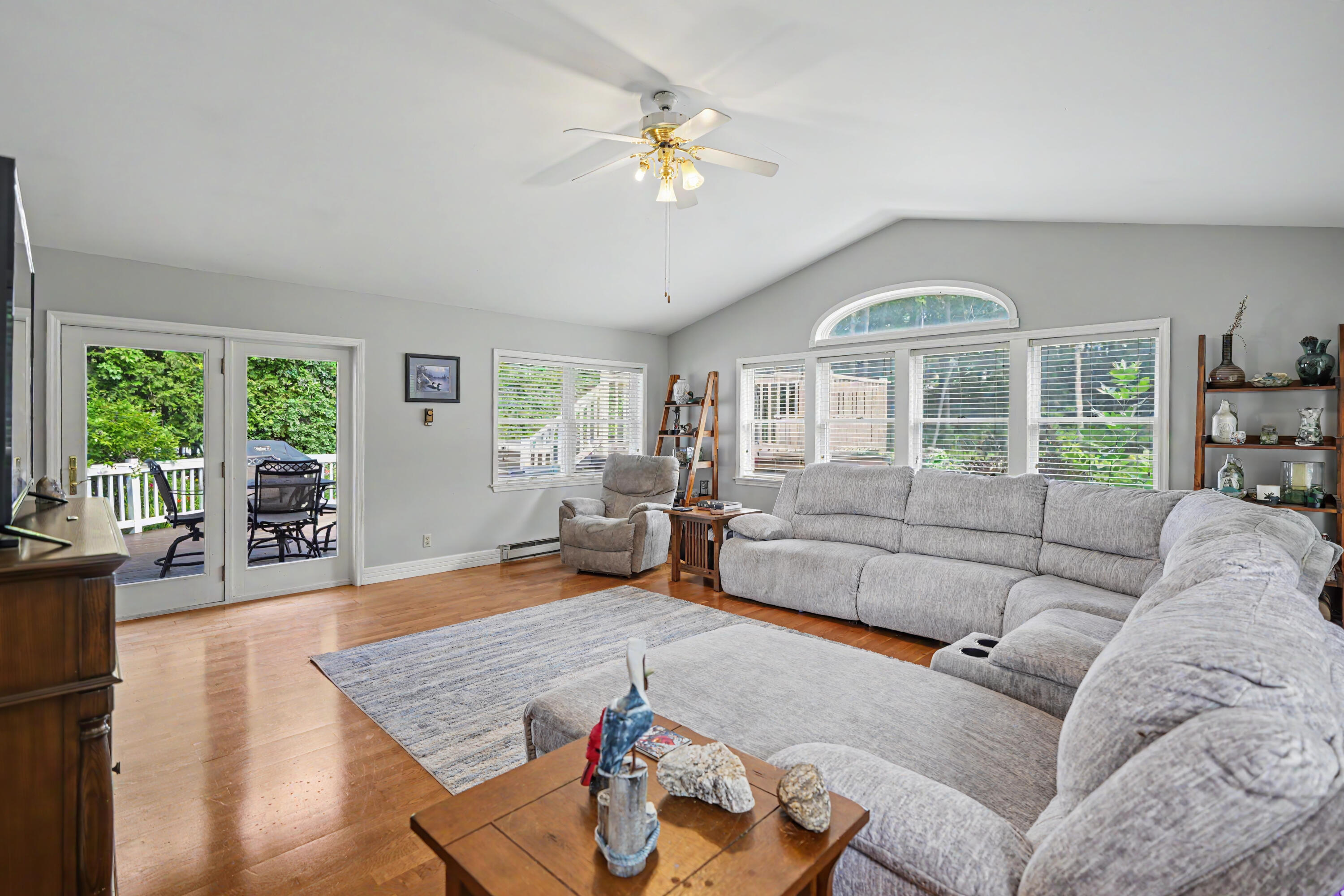 11 Trafalgar Drive Plattsburgh NY 12901
