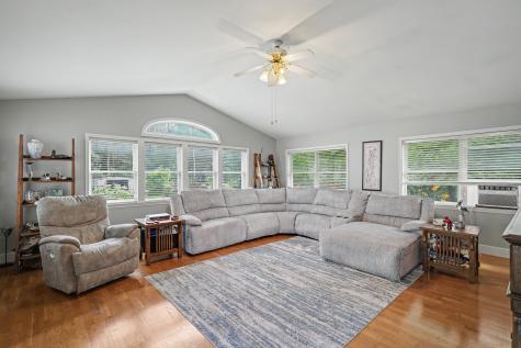 11 Trafalgar Drive Plattsburgh NY 12901