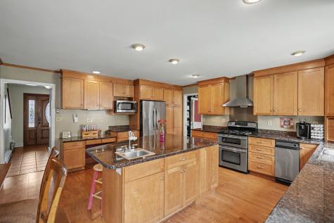 11 Trafalgar Drive Plattsburgh NY 12901