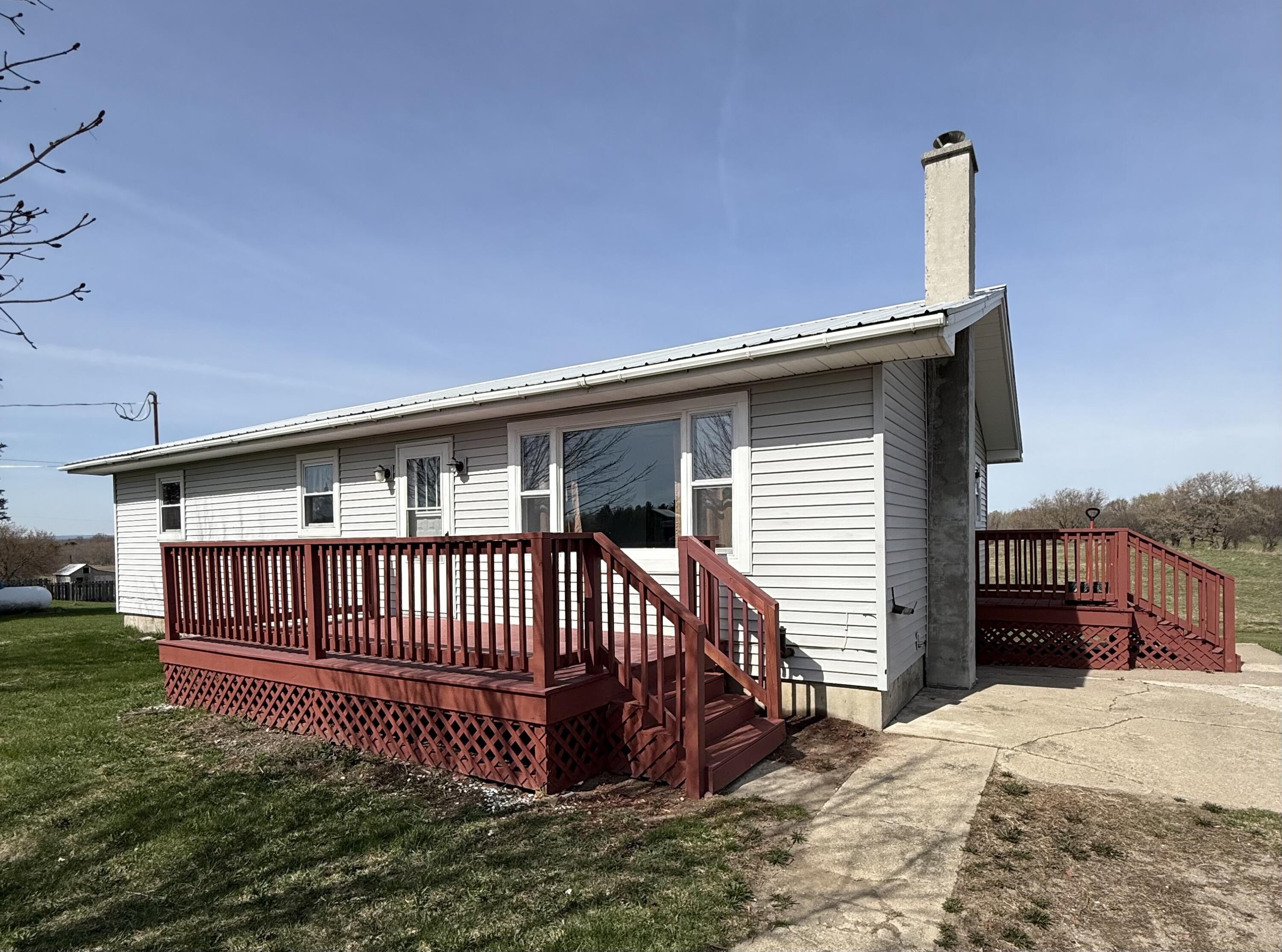 123 Meridian Road Champlain NY 12919