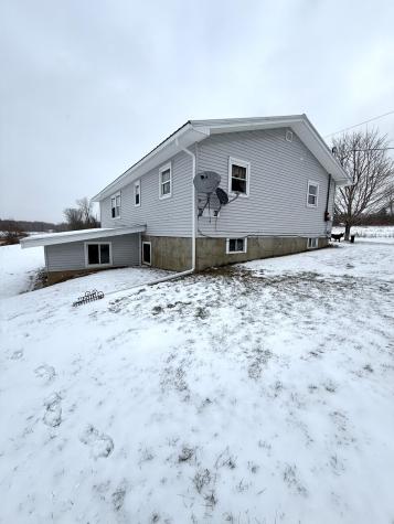 123 Meridian Road Champlain NY 12919