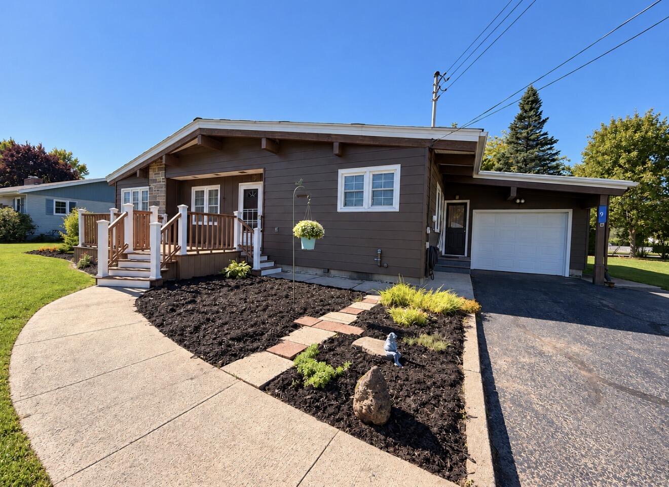 9 Laflure Lane Peru NY 12972