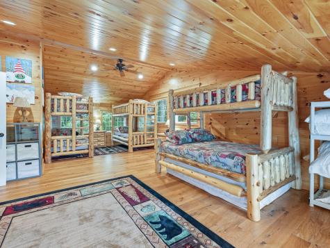 163 Mountain View Lane Wilmington NY 12997