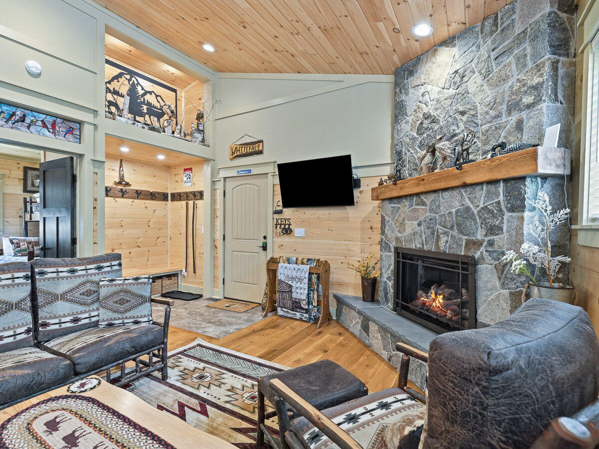 163 Mountain View Lane Wilmington NY 12997