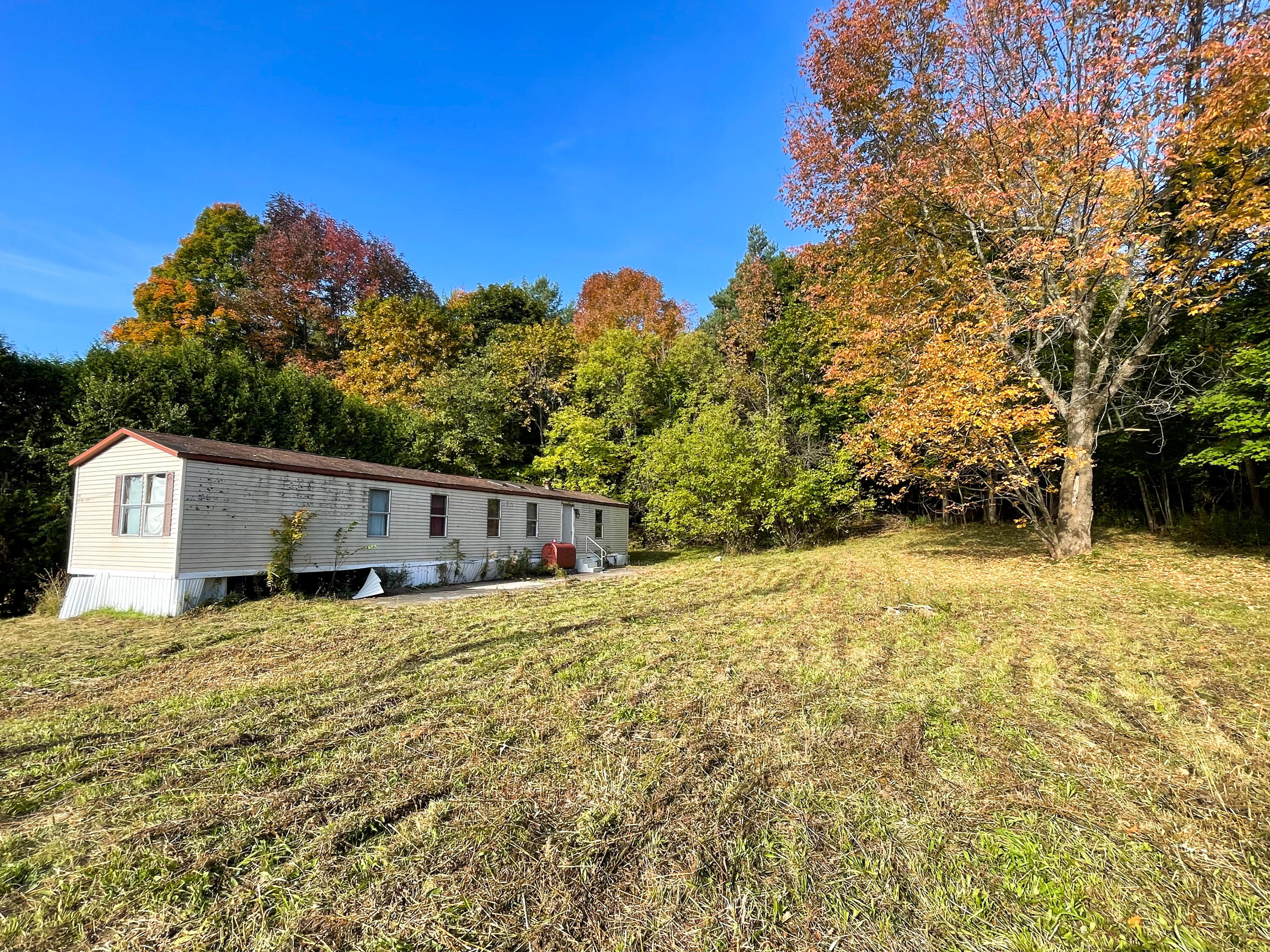 14 Haley Way Cadyville NY 12918