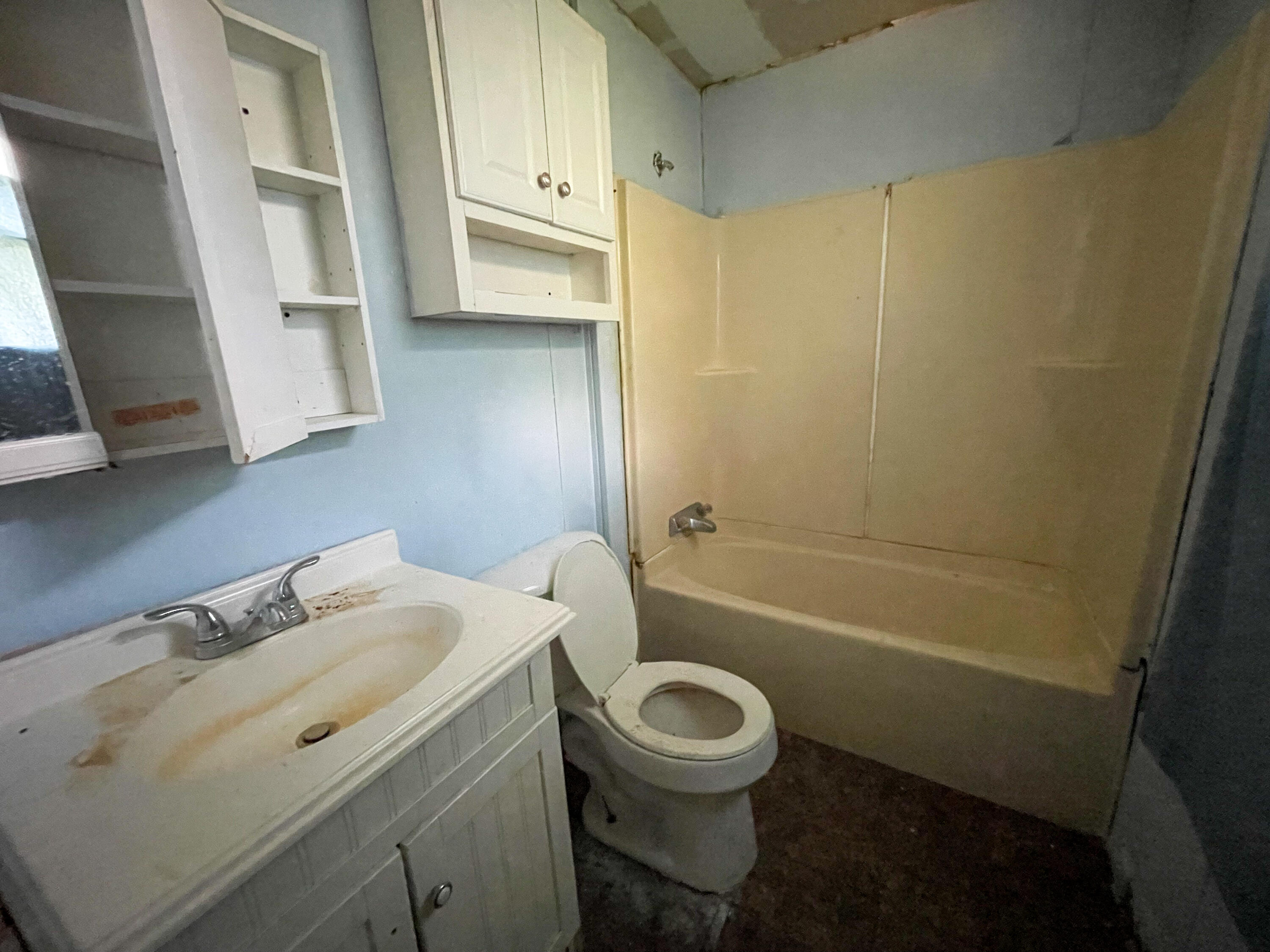 14 Haley Way Cadyville NY 12918