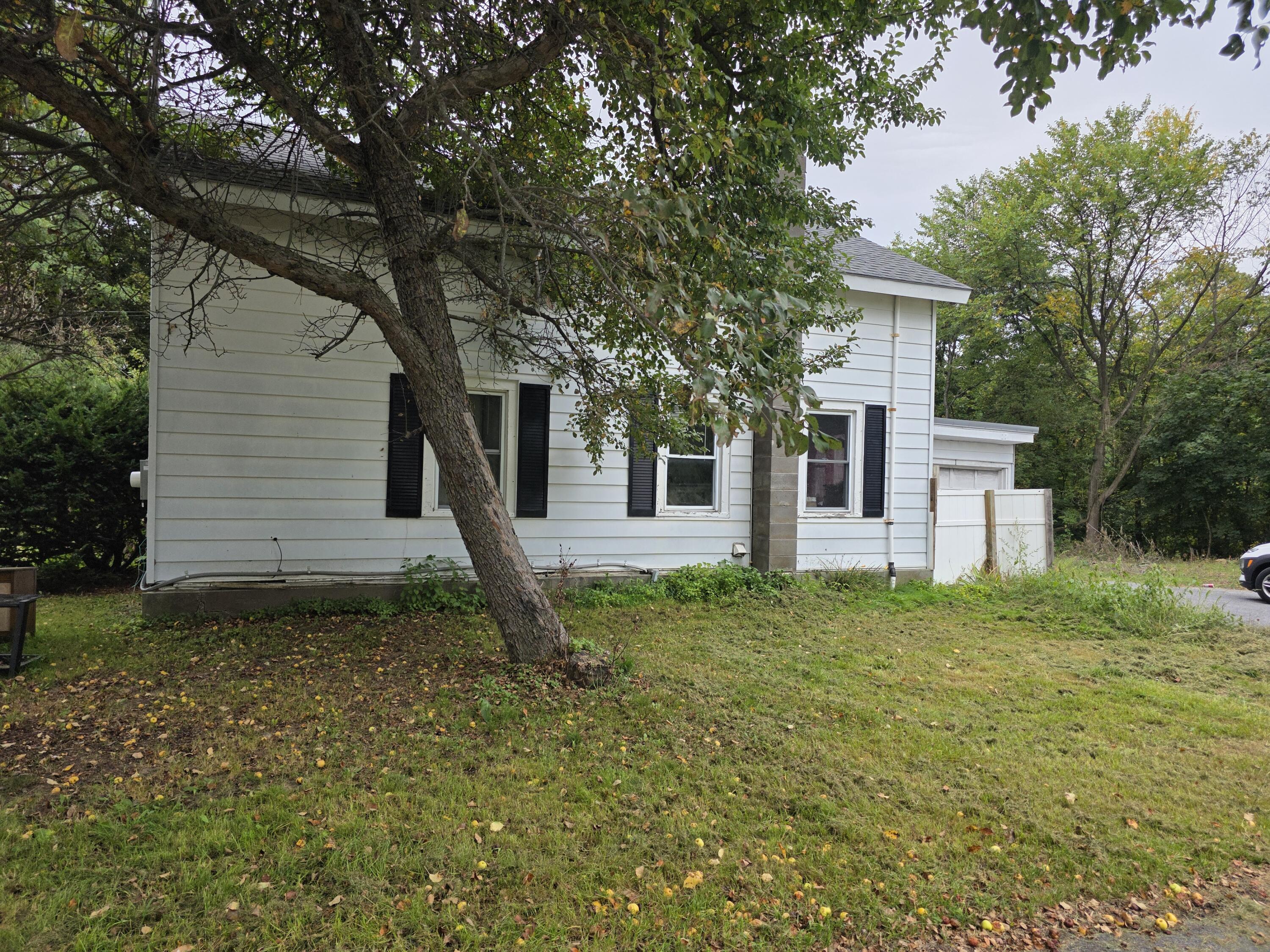 1 Moore Lane Keeseville NY 12944