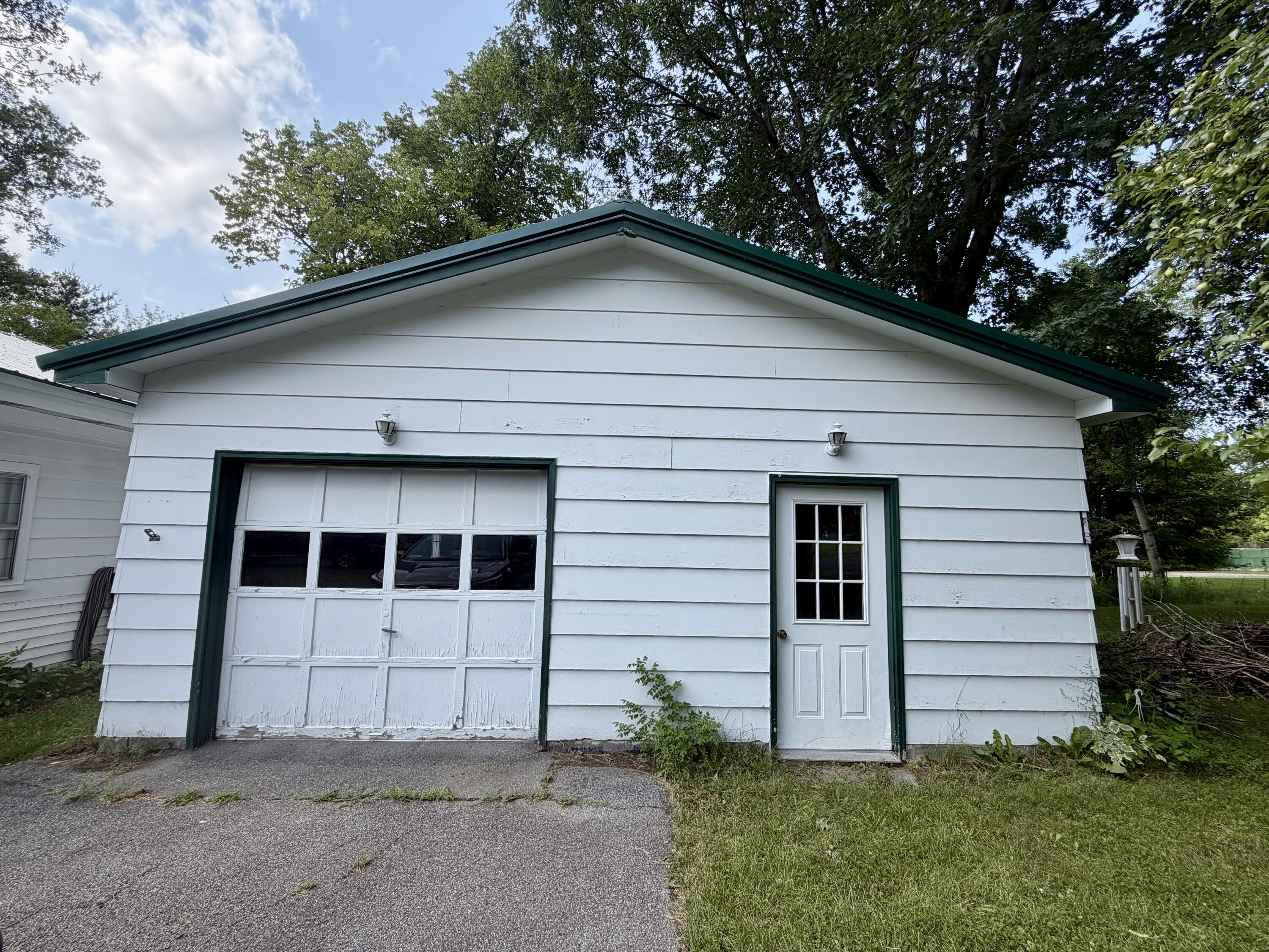 41 Junction Road Malone NY 12953