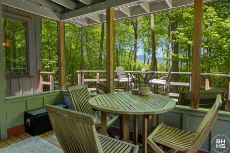 32 Corliss Point Way Keene NY 12942