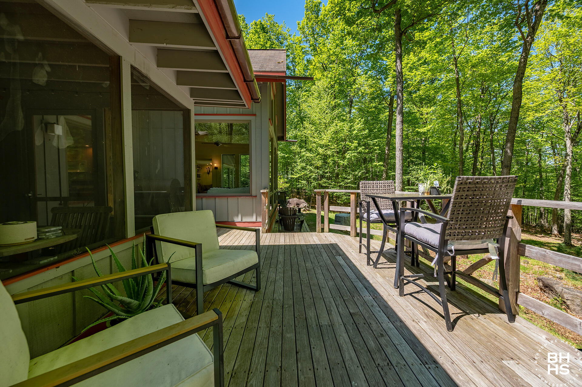 32 Corliss Point Way Keene NY 12942