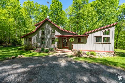 32 Corliss Point Way Keene NY 12942