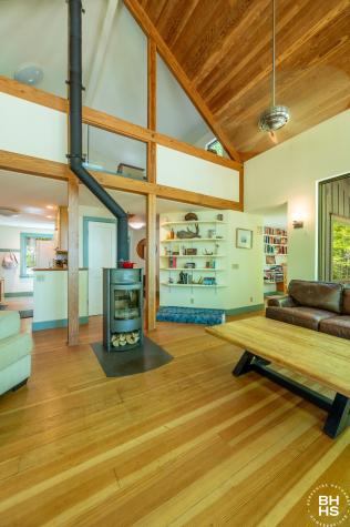 32 Corliss Point Way Keene NY 12942