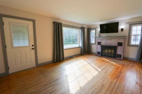 33 Maple Street Morrisonville NY 12962