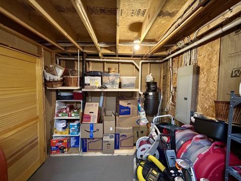 24 Broad Lane Au Sable Forks NY 12912