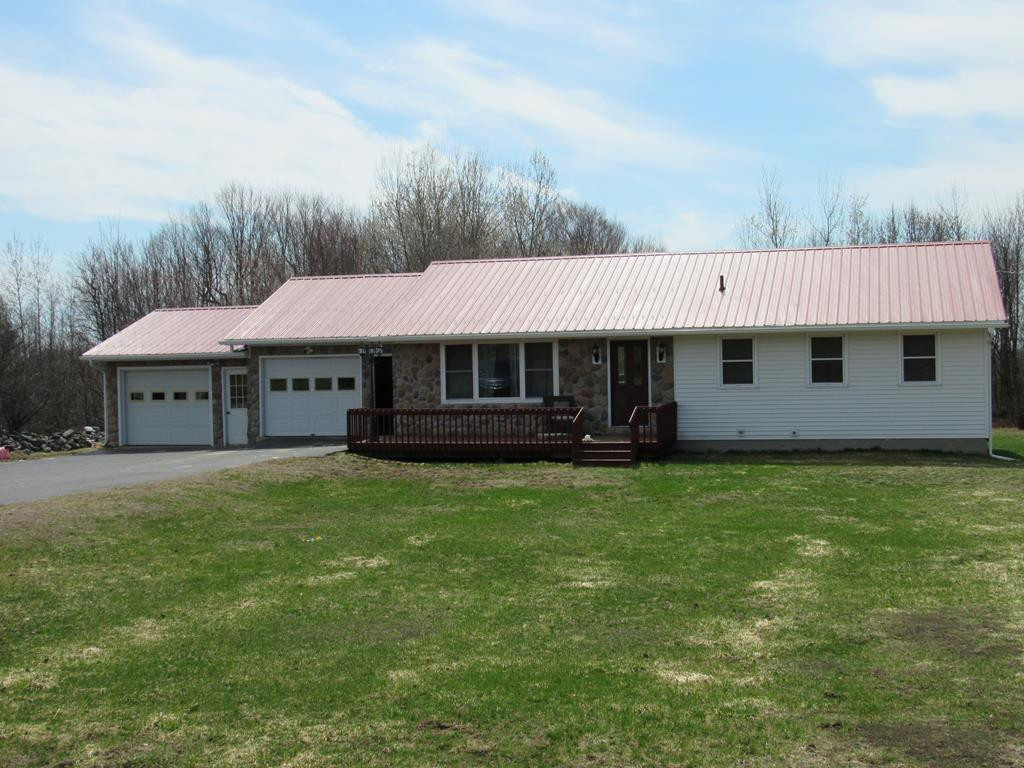 387 General Leroy Manor Road Morrisonville NY 12962