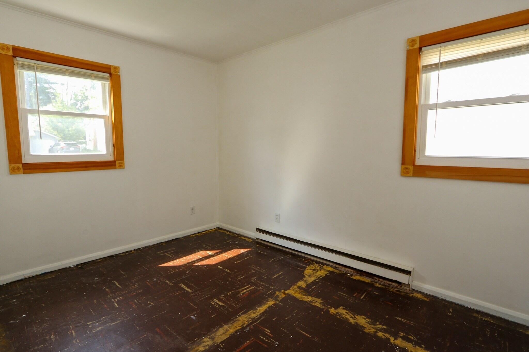 8 Lincoln Lane Plattsburgh NY 12901