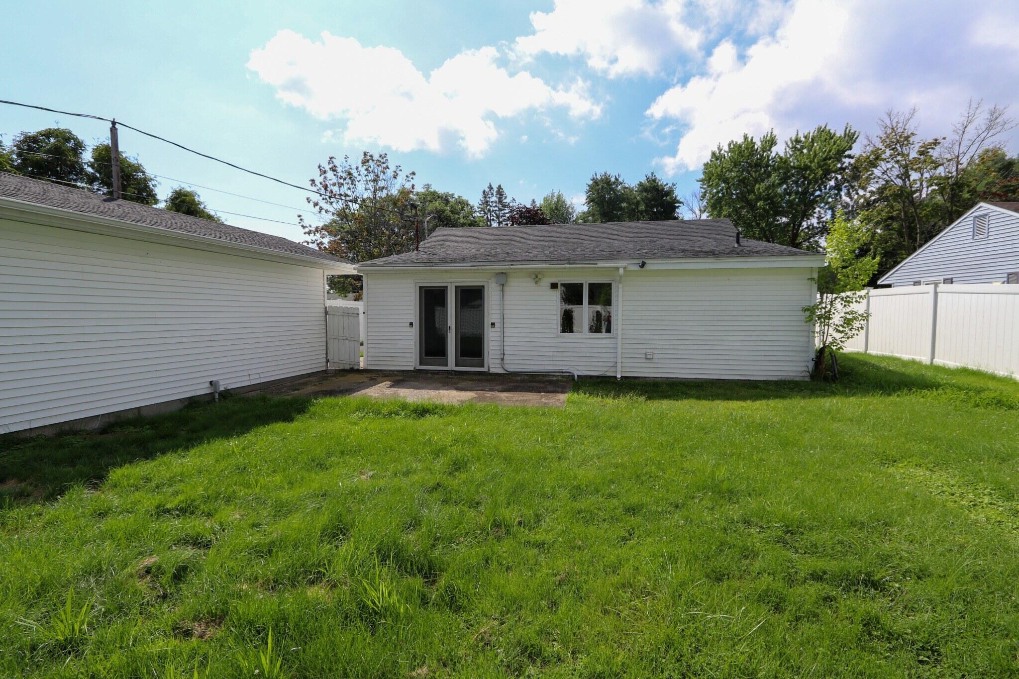 8 Lincoln Lane Plattsburgh NY 12901