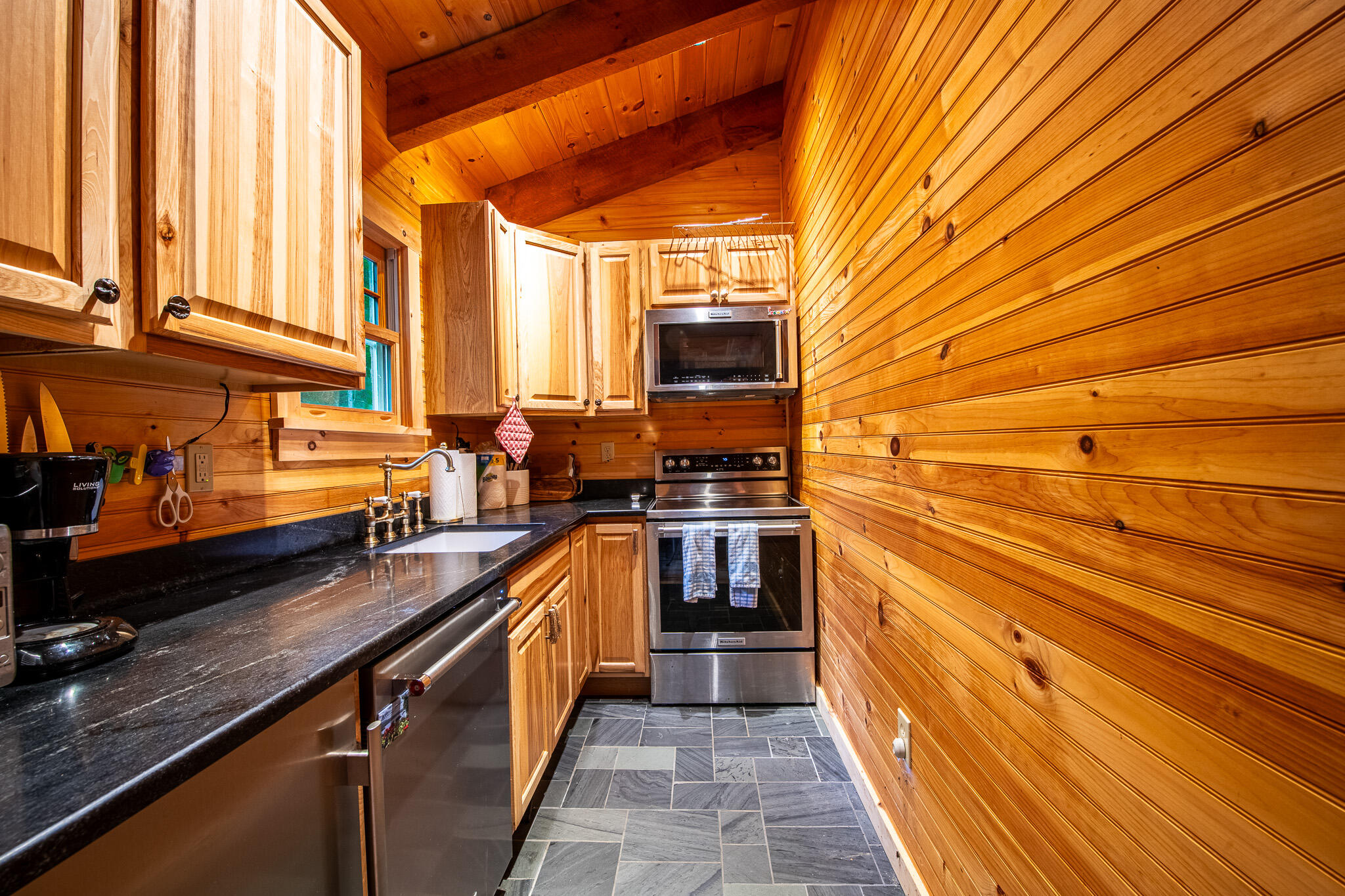 12 George & Bliss Lane Lake Placid NY 12946