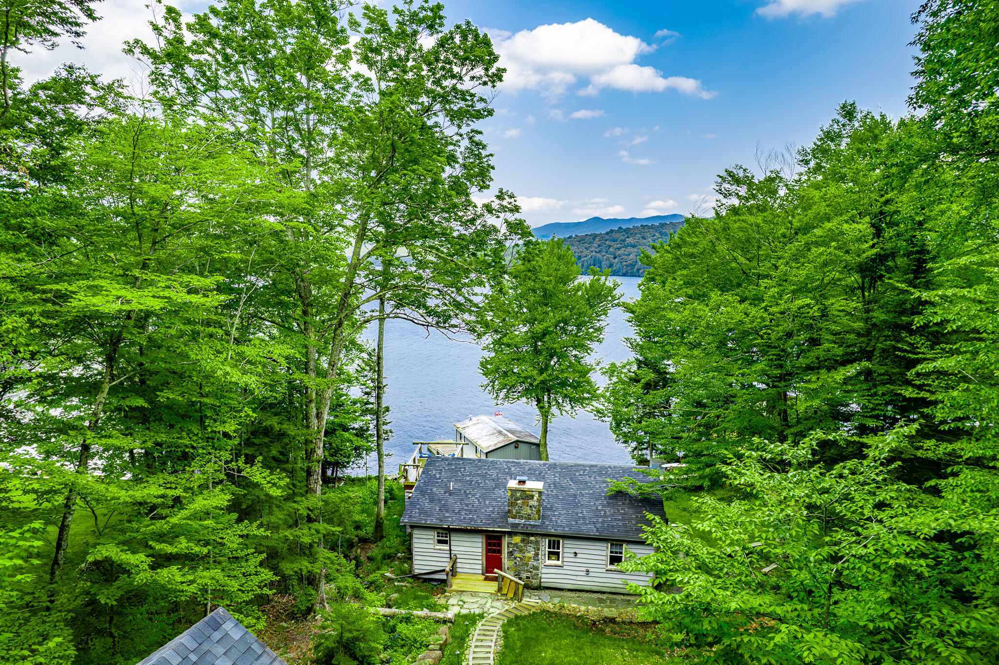 12 George & Bliss Lane Lake Placid NY 12946