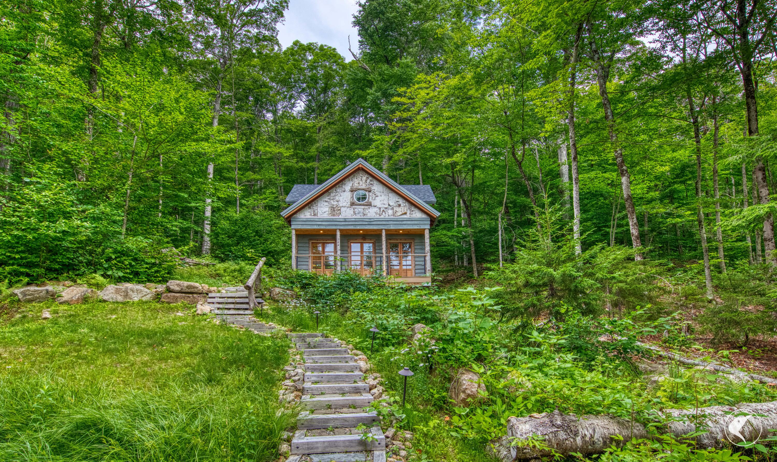 12 George & Bliss Lane Lake Placid NY 12946