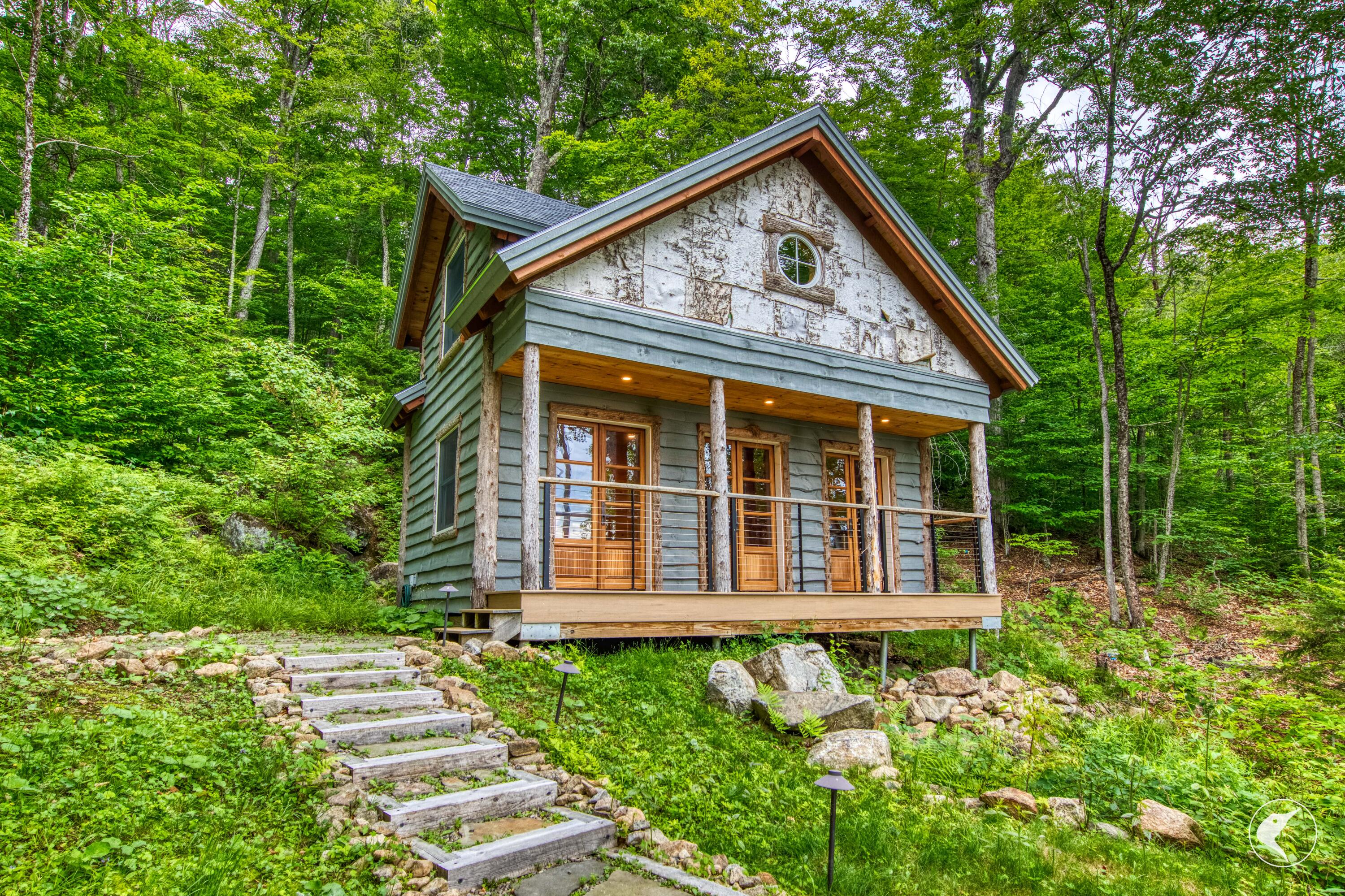 12 George & Bliss Lane Lake Placid NY 12946